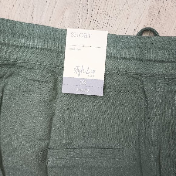Style & Co plus Women's Tie-Front Shorts. New pale sage. 0X - Picture 5 of 5